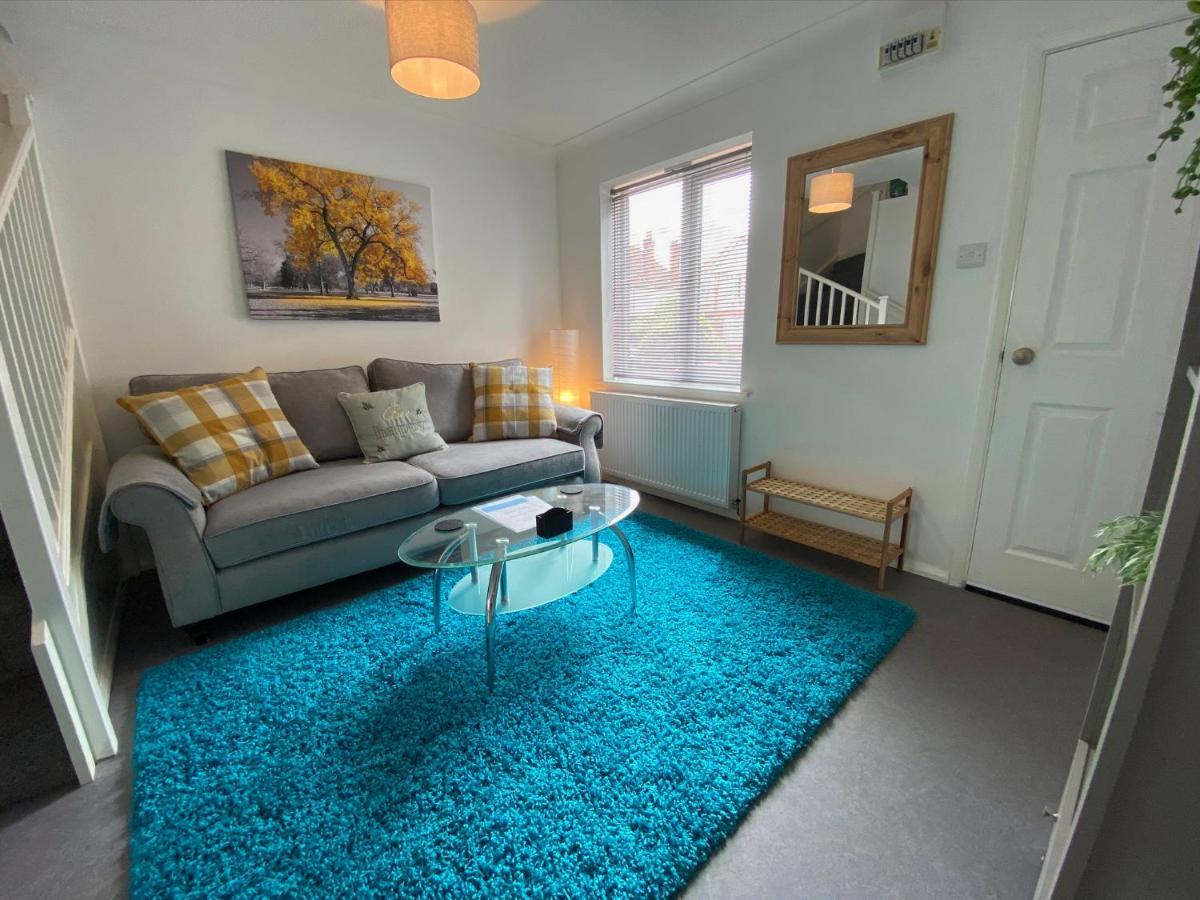 2 Bedroom Private House Near Bedford Town And Train Station Buitenkant foto
